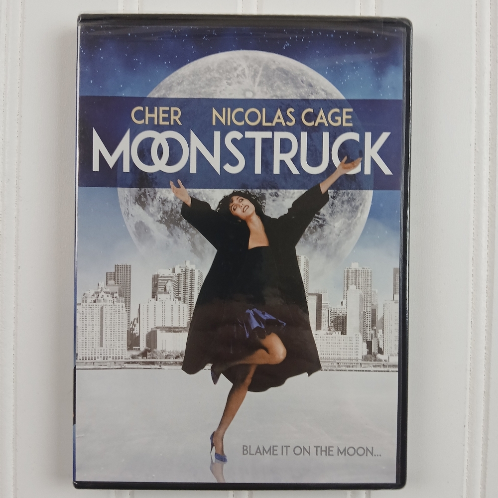 MOONSTRUCK DVD Movie NEW SEALED Cher Nicolas Cage Romantic Comedy